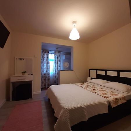 Casa Flamingo Craiova Exterior foto