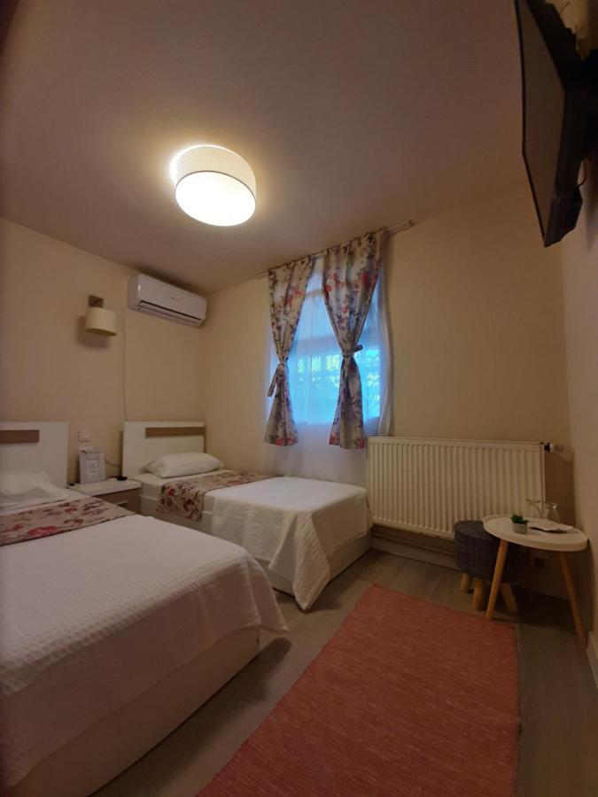 Casa Flamingo Craiova Exterior foto